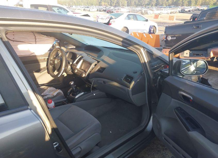 Photo 5 of 2008 Honda Civic LX (VIN 1HGFA15518L040018)