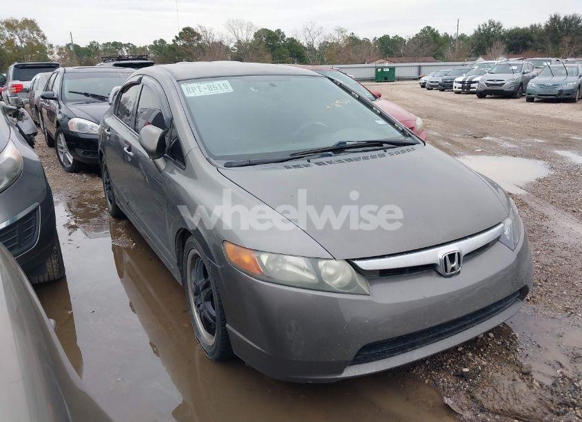2008 Honda Civic LX (VIN 1HGFA15548L013007) main photo