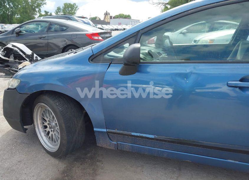 Photo 6 of 2007 Honda Civic LX (VIN 1HGFA15557L132683)