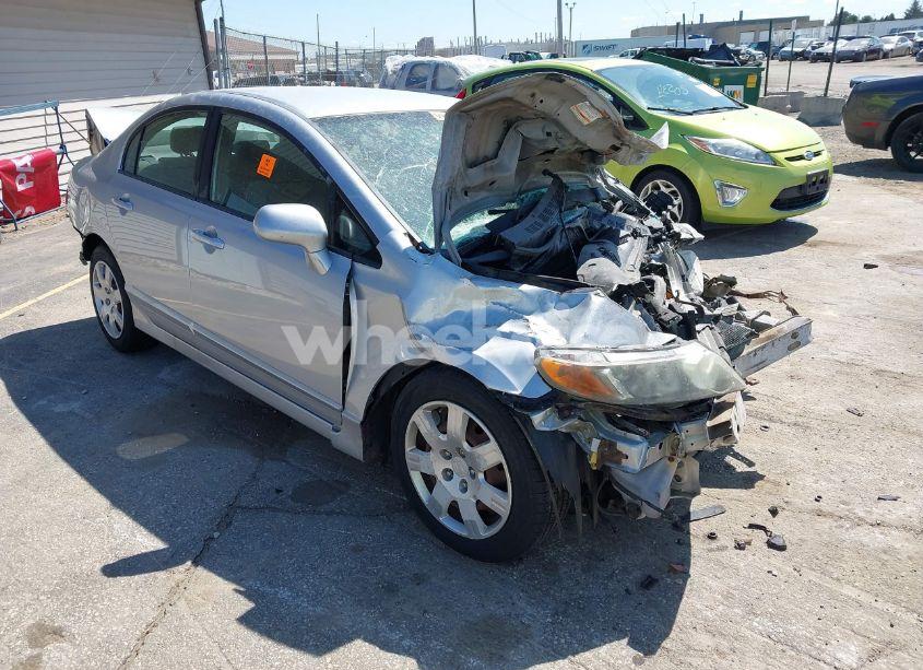 2008 Honda Civic LX (VIN 1HGFA15558L027045) main photo