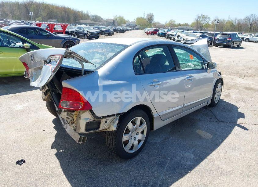 Photo 4 of 2008 Honda Civic LX (VIN 1HGFA15558L027045)