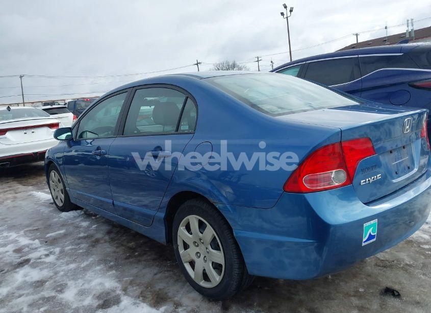 Photo 3 of 2007 Honda Civic LX (VIN 1HGFA15577L132636)