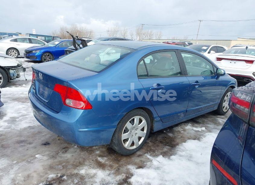Photo 4 of 2007 Honda Civic LX (VIN 1HGFA15577L132636)