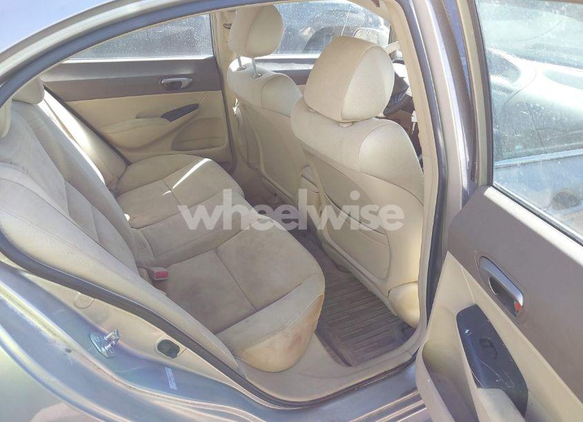 Photo 8 of 2006 Honda Civic LX (VIN 1HGFA15586L120378)