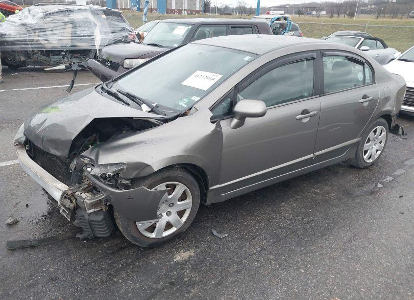 Photo 2 of 2006 Honda Civic LX (VIN 1HGFA15586L125998)