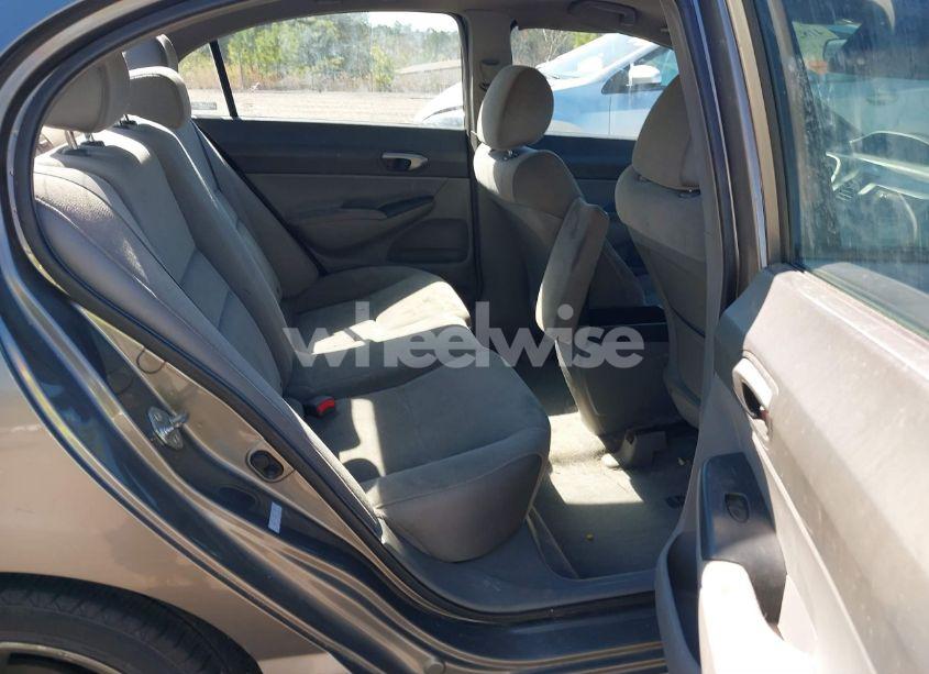 Photo 8 of 2007 Honda Civic LX (VIN 1HGFA15587L124237)