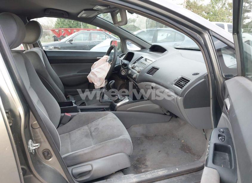 Photo 5 of 2008 Honda Civic LX (VIN 1HGFA15588L020266)