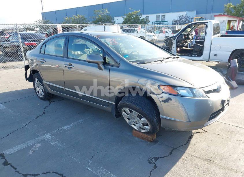 2008 Honda Civic LX (VIN 1HGFA15588L025841) main photo