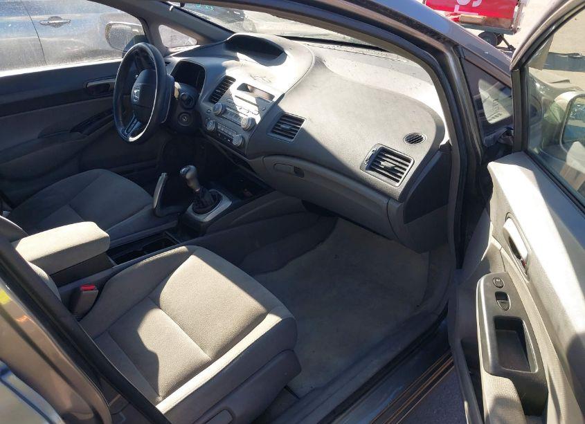 Photo 5 of 2008 Honda Civic LX (VIN 1HGFA15588L048357)