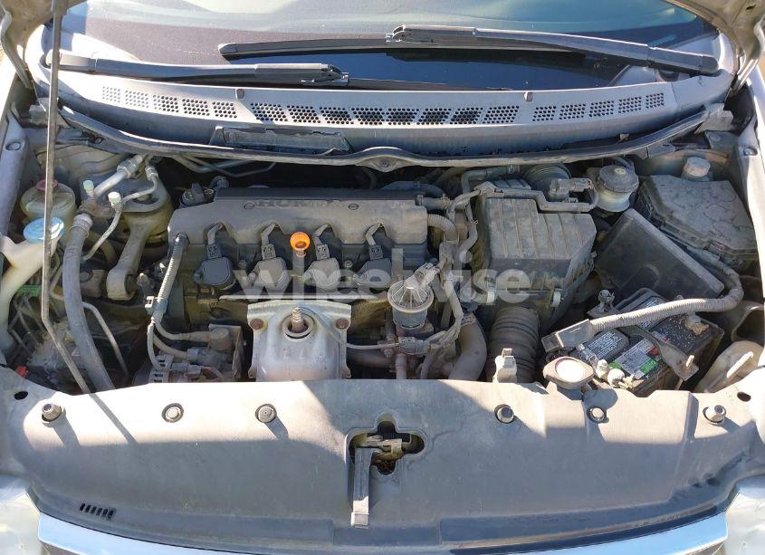 Photo 10 of 2006 Honda Civic LX (VIN 1HGFA155X6L147324)