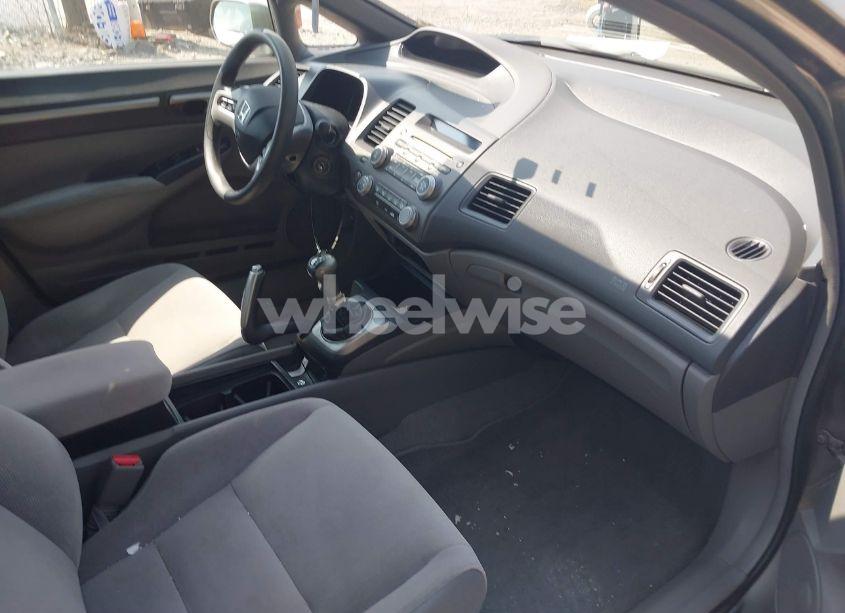 Photo 5 of 2006 Honda Civic EX (VIN 1HGFA15816L114903)