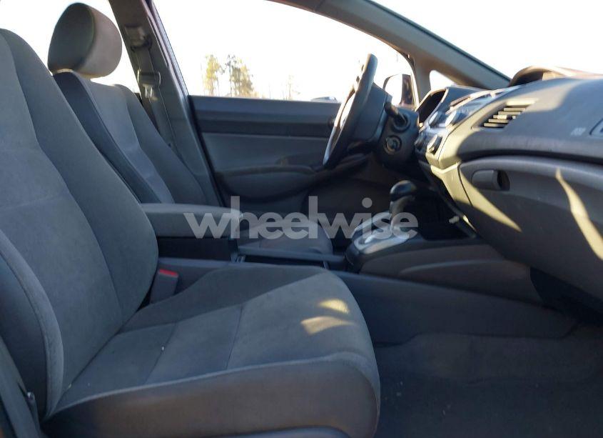 Photo 5 of 2006 Honda Civic LX (VIN 1HGFA16506L053807)