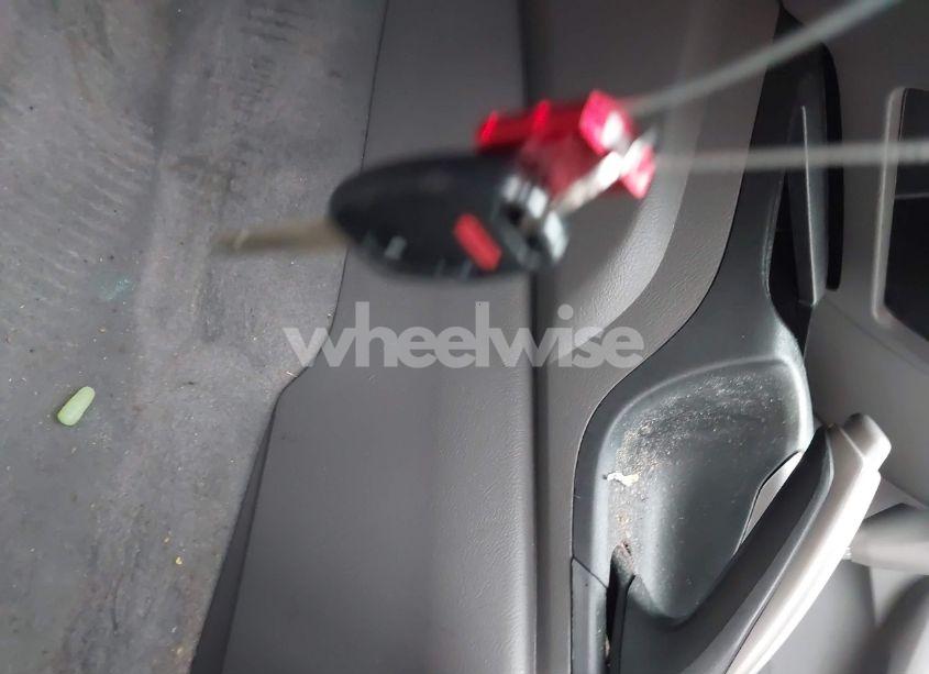 Photo 11 of 2006 Honda Civic LX (VIN 1HGFA16506L108272)