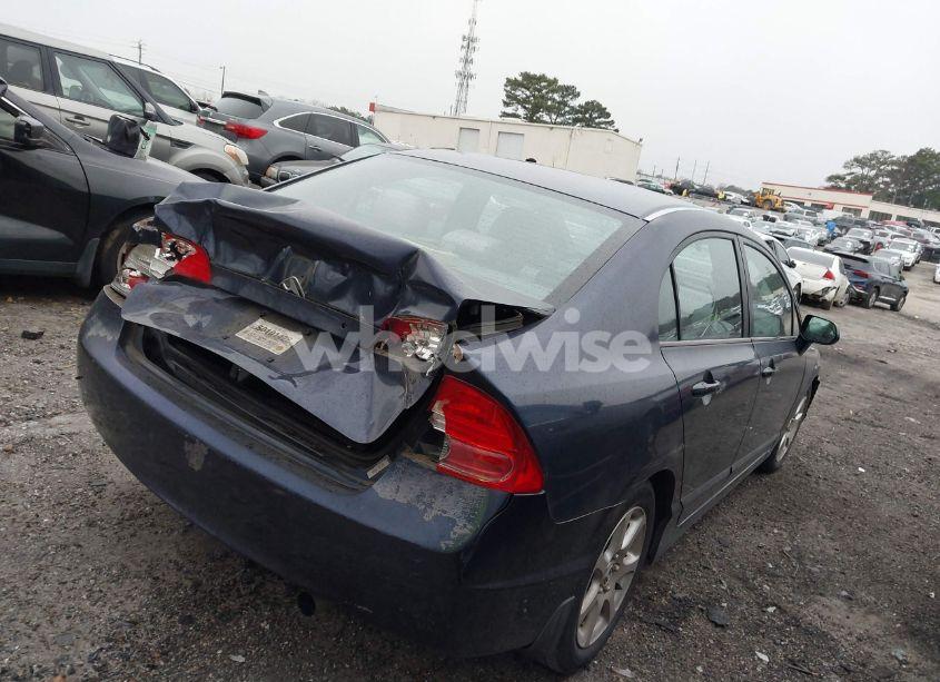 Photo 4 of 2006 Honda Civic LX (VIN 1HGFA16506L108272)