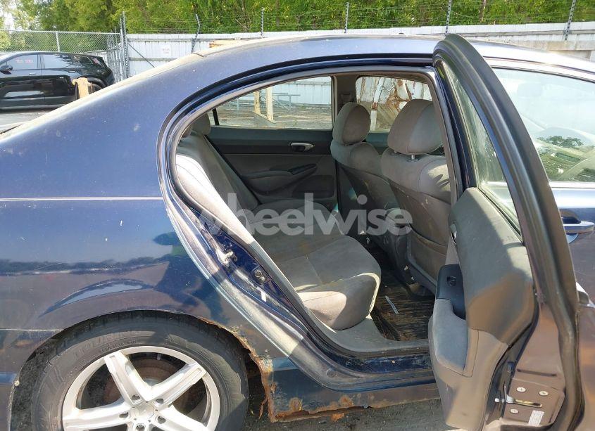 Photo 8 of 2006 Honda Civic LX (VIN 1HGFA16506L117117)