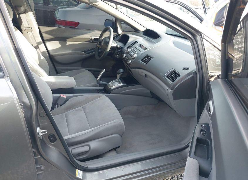 Photo 5 of 2006 Honda Civic LX (VIN 1HGFA16506L122222)