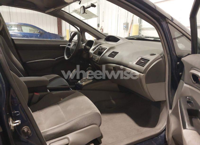 Photo 5 of 2007 Honda Civic LX (VIN 1HGFA16507L005595)