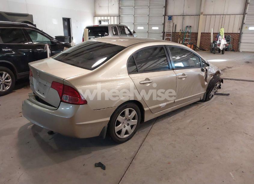 Photo 4 of 2007 Honda Civic LX (VIN 1HGFA16507L013213)