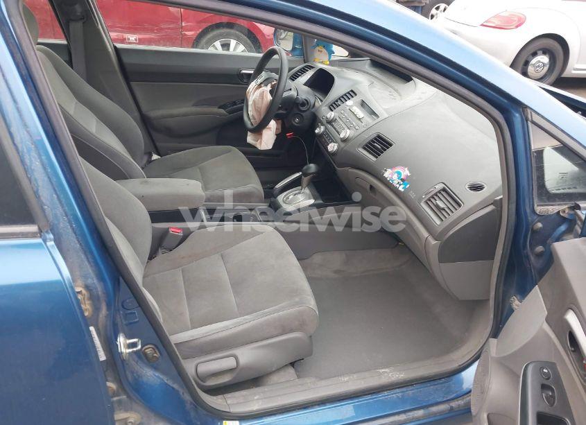 Photo 5 of 2007 Honda Civic LX (VIN 1HGFA16507L033963)