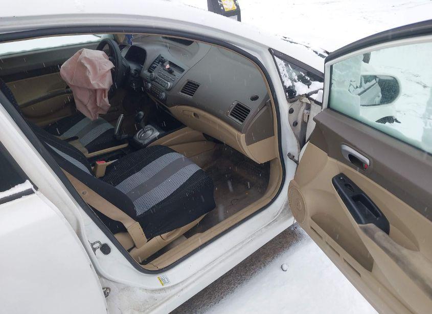 Photo 5 of 2007 Honda Civic LX (VIN 1HGFA16507L040850)