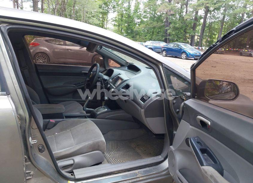 Photo 5 of 2007 Honda Civic LX (VIN 1HGFA16507L083956)