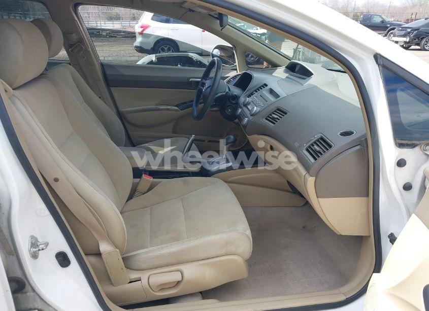 Photo 5 of 2007 Honda Civic LX (VIN 1HGFA16507L131990)