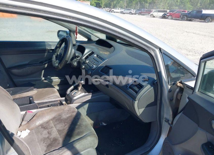 Photo 5 of 2008 Honda Civic LX (VIN 1HGFA16508L057665)