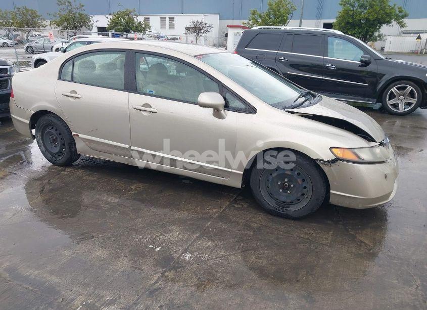 2008 Honda Civic LX (VIN 1HGFA16508L068715) main photo