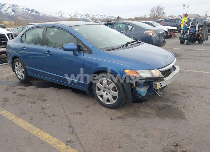 2008 Honda Civic LX (VIN 1HGFA16508L069962) main photo