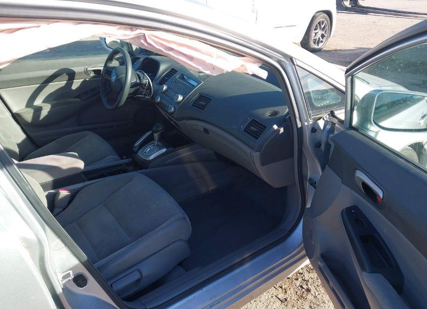 Photo 5 of 2006 Honda Civic LX (VIN 1HGFA16516L049684)