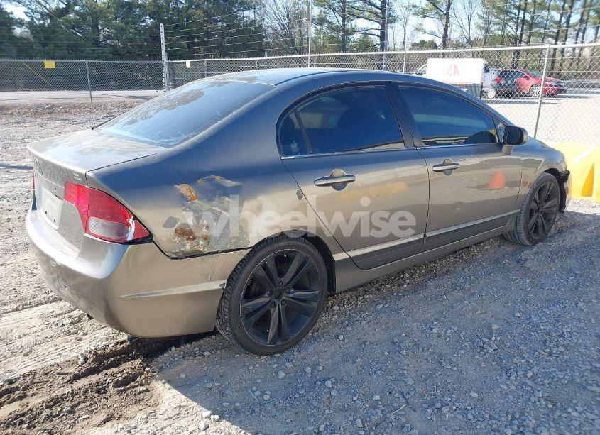 Photo 4 of 2006 Honda Civic LX (VIN 1HGFA16516L064279)