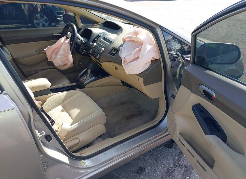 Photo 5 of 2006 Honda Civic LX (VIN 1HGFA16516L113335)