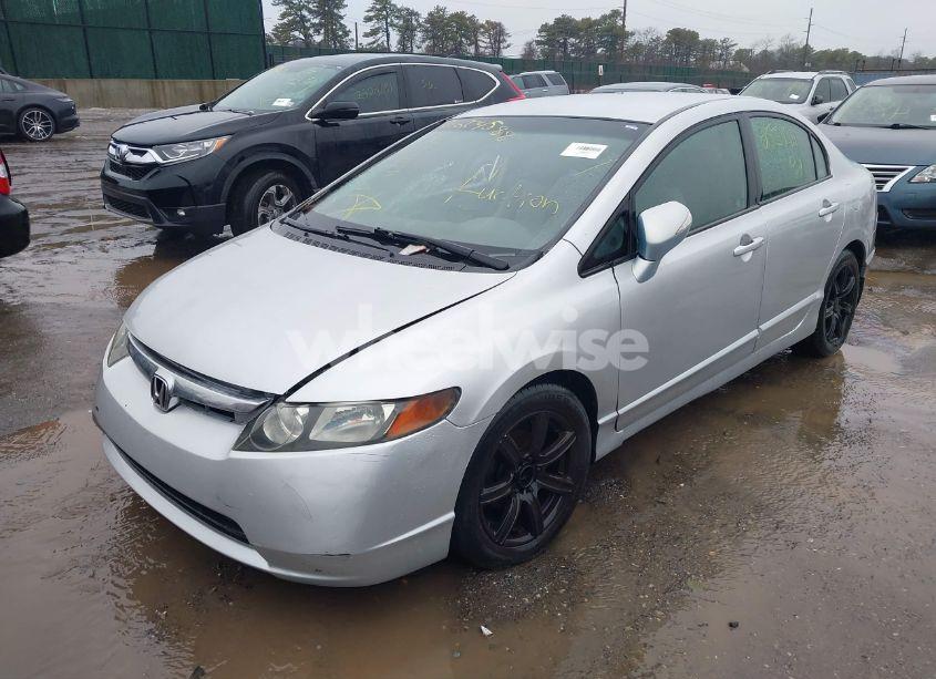 Photo 2 of 2007 Honda Civic LX (VIN 1HGFA16517L110176)