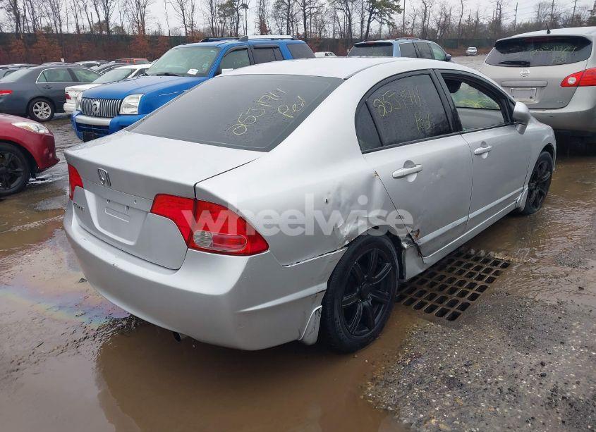 Photo 4 of 2007 Honda Civic LX (VIN 1HGFA16517L110176)