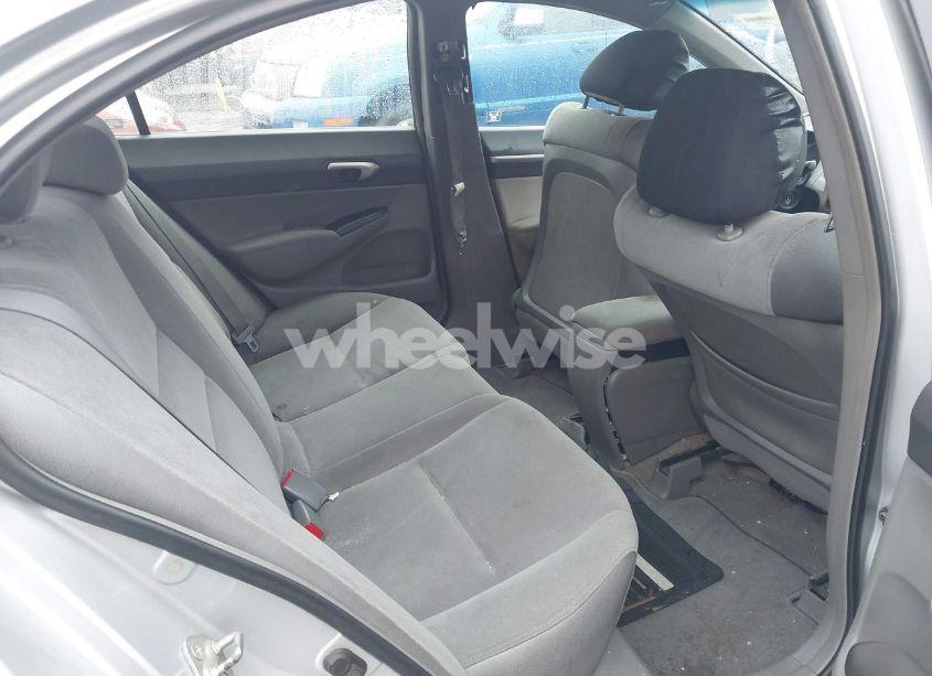 Photo 8 of 2007 Honda Civic LX (VIN 1HGFA16517L110176)