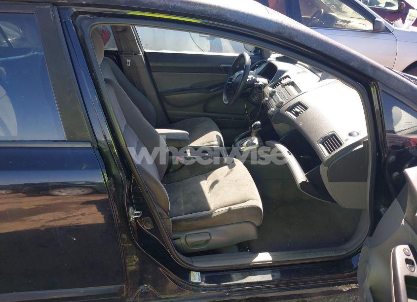 Photo 5 of 2008 Honda Civic LX (VIN 1HGFA16518L052278)
