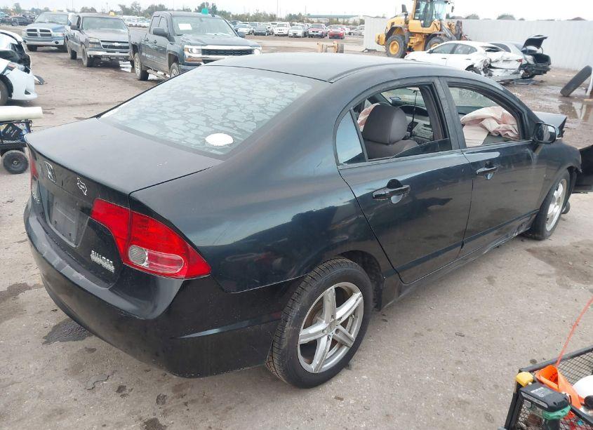 Photo 4 of 2008 Honda Civic LX (VIN 1HGFA16518L093719)