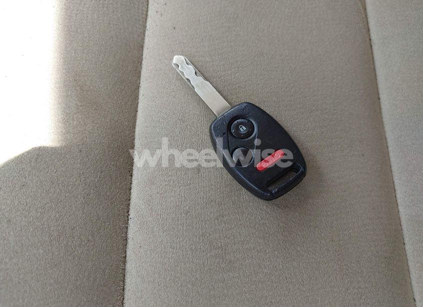 Photo 11 of 2008 Honda Civic LX (VIN 1HGFA16518L108705)