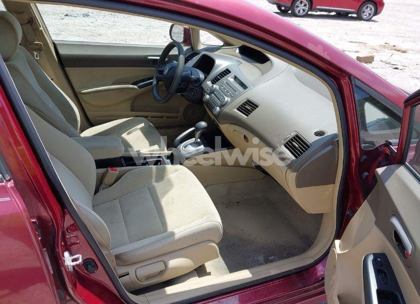 Photo 5 of 2008 Honda Civic LX (VIN 1HGFA16518L108705)