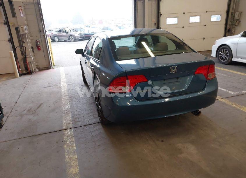 Photo 3 of 2008 Honda Civic SDN (VIN 1HGFA16518L113631)