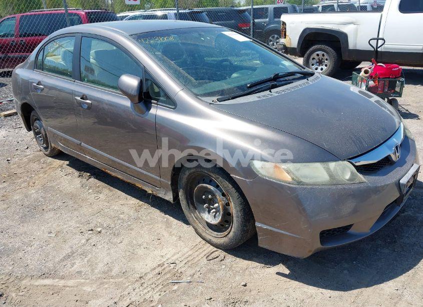 2009 Honda Civic LX (VIN 1HGFA16519L004488) main photo