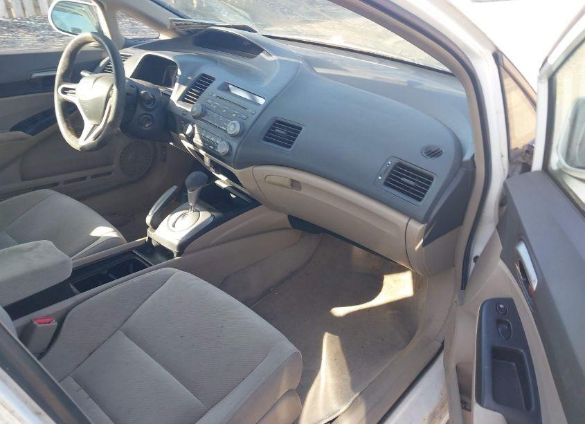 Photo 5 of 2009 Honda Civic LX (VIN 1HGFA16519L020254)