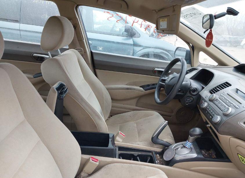 Photo 5 of 2006 Honda Civic LX (VIN 1HGFA16526L056840)