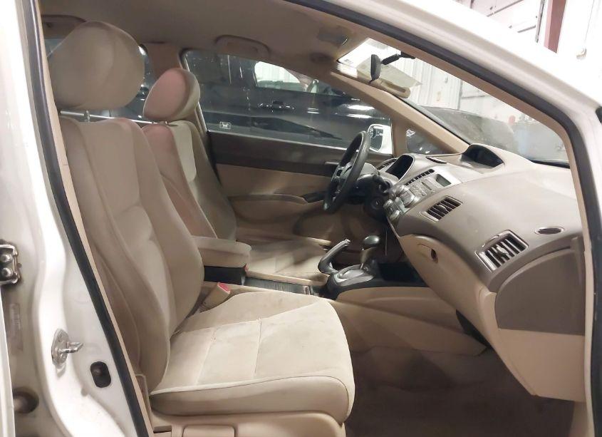 Photo 5 of 2006 Honda Civic LX (VIN 1HGFA16526L145761)