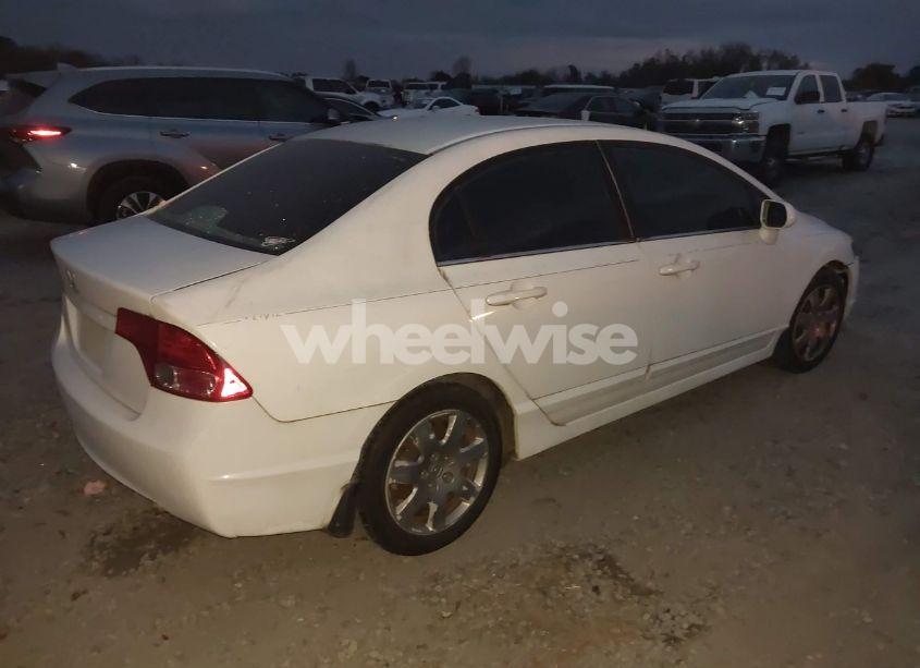 Photo 4 of 2007 Honda Civic LX (VIN 1HGFA16527L002312)