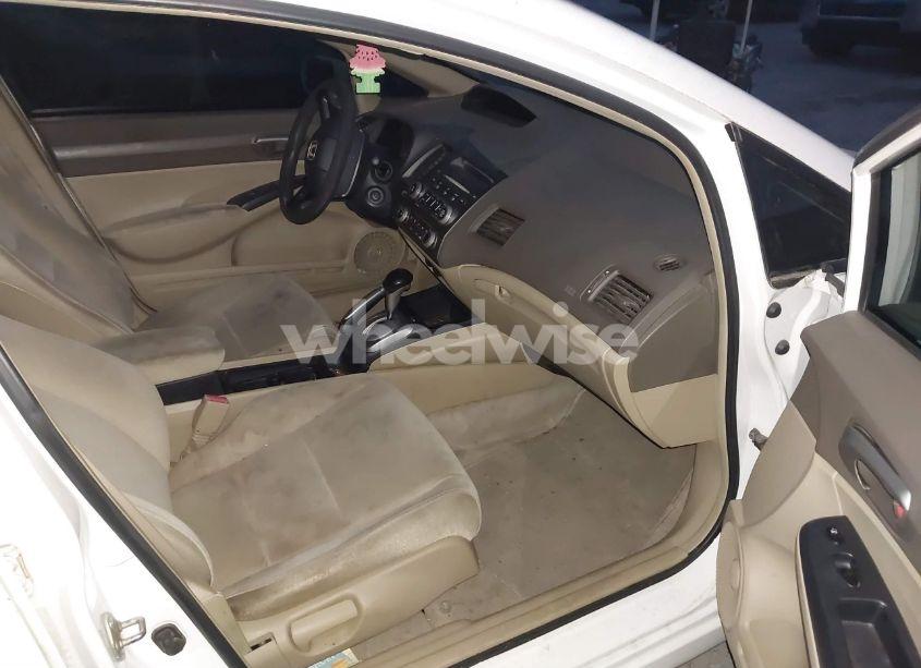 Photo 5 of 2007 Honda Civic LX (VIN 1HGFA16527L002312)