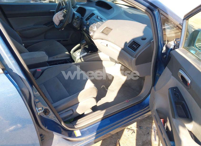 Photo 5 of 2007 Honda Civic LX (VIN 1HGFA16527L027209)