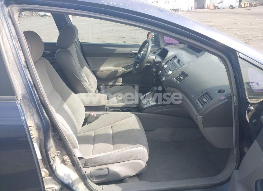 Photo 5 of 2007 Honda Civic LX (VIN 1HGFA16527L074255)