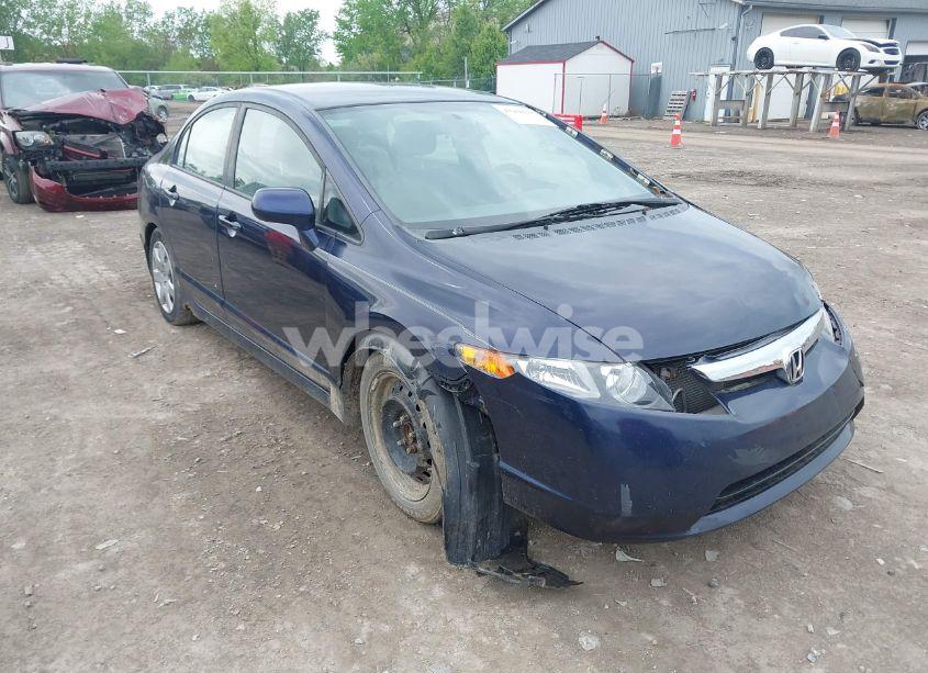 2008 Honda Civic LX (VIN 1HGFA16528L023887) main photo