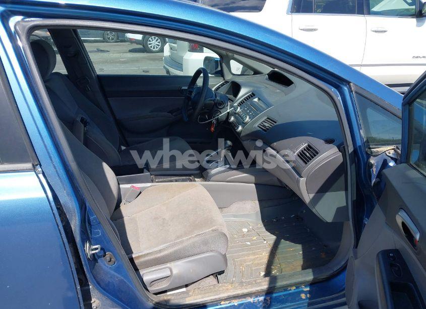 Photo 5 of 2006 Honda Civic LX (VIN 1HGFA16536L041263)